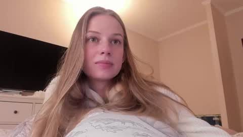 Alice  online show from February 2025 12:24:01 PM