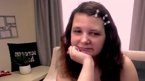 Snapshot of magic_kristy chatting on May 2026 07:39:01 AM Kristy online show from May 2026 07:39:01 AM