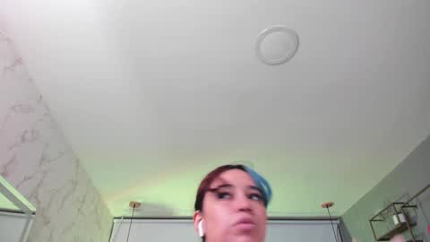 S  online show from October 2025 07:48:02 PM