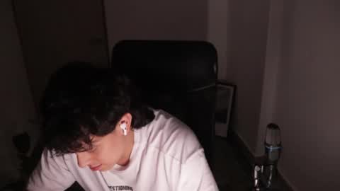 Tony Hoffa online show from March 2026 01:12:02 AM