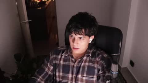 Tony Hoffa online show from March 2026 02:04:02 AM