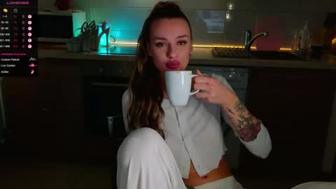 MagicLove online show from October 2025 01:39:01 AM