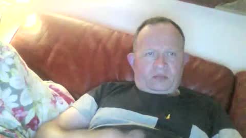 magicman250 online show from April 2026 08:37:01 PM