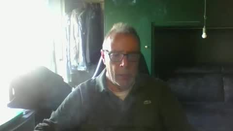 Snapshot of magicomerlino63 chatting on October 2025 12:15:01 PM magicomerlino63 online show from October 2025 12:15:01 PM
