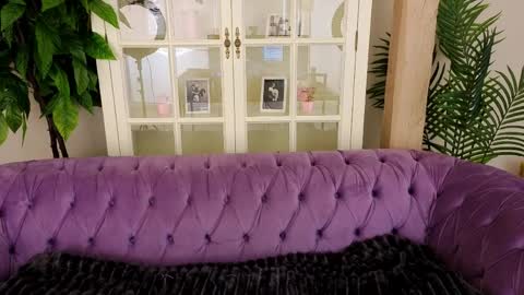 Emily online show from April 2026 06:00:02 AM