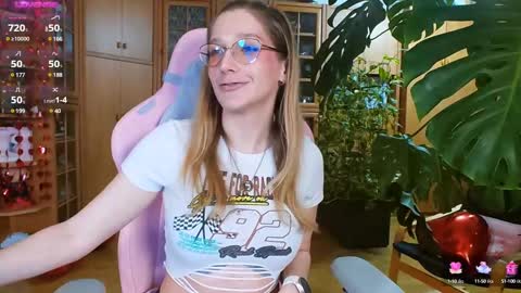 Nicole online show from February 2025 05:48:02 AM