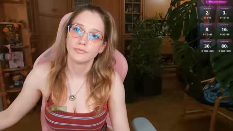 Nicole online show from November 2025 08:32:01 PM