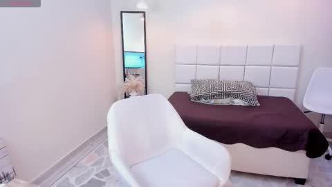 Snapshot of magicvenus111 chatting on November 2025 11:26:02 PM Venus online show from November 2025 11:26:02 PM