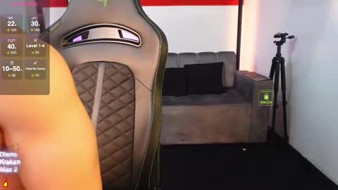 Snapshot of magnus_savage chatting on December 2025 04:25:01 PM If you want me to use the Lovense please let me know -- online show from December 2025 04:25:01 PM