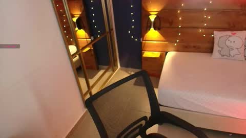 Dani online show from October 2025 11:09:01 AM