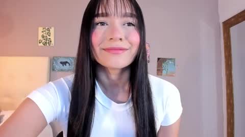 Snapshot of maia_w10 chatting on May 2026 12:11:01 PM Maia online show from May 2026 12:11:01 PM