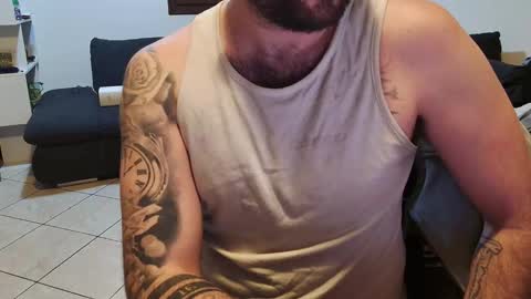 Snapshot of maialinofriuli chatting on February 2026 01:11:01 AM maialinofriuli online show from February 2026 01:11:01 AM