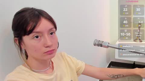 Snapshot of maibys_cute chatting on January 2025 03:32:02 AM maibys online show from January 2025 03:32:02 AM