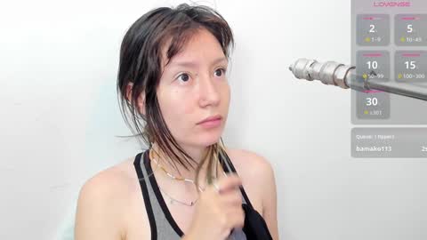 Snapshot of maibys_cute chatting on January 2025 03:48:01 AM maibys online show from January 2025 03:48:01 AM