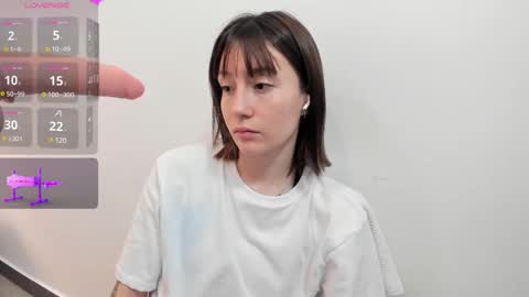 Snapshot of maibys_cute chatting on February 2025 03:48:01 AM maibys online show from February 2025 03:48:01 AM