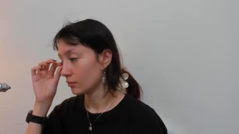 Snapshot of maibys_cute chatting on November 2025 04:04:01 AM maibys online show from November 2025 04:04:01 AM