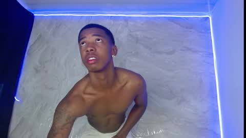 maicoljorda1 online show from September 2025 12:16:02 PM