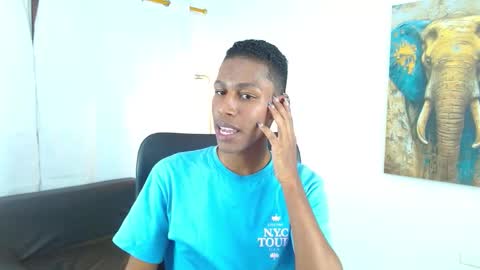 Snapshot of maiki18 chatting on January 2026 08:46:02 PM I am Maik online show from January 2026 08:46:02 PM