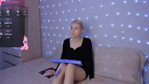 Your kitty online show from September 2025 03:34:02 PM