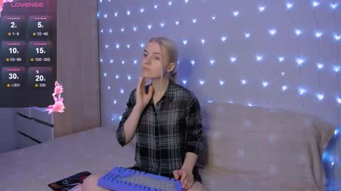 Your kitty online show from September 2025 03:45:01 PM