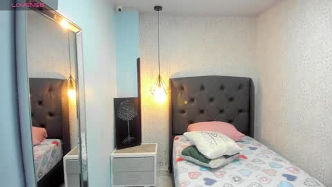 Snapshot of mailylove1 chatting on February 2025 04:00:02 PM M A I L Y online show from February 2025 04:00:02 PM