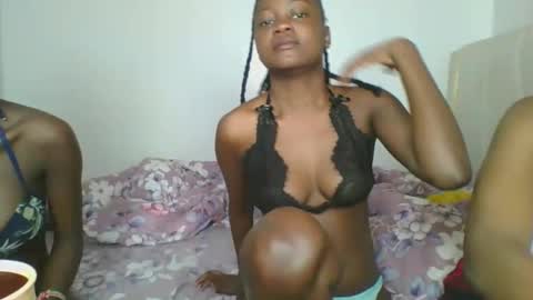 maira luv1 online show from December 2025 02:29:02 AM