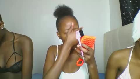 maira luv1 online show from March 2026 08:42:01 AM