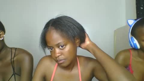 maira luv1 online show from April 2026 09:15:02 PM