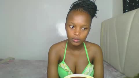 maira luv1 online show from April 2026 08:02:02 PM