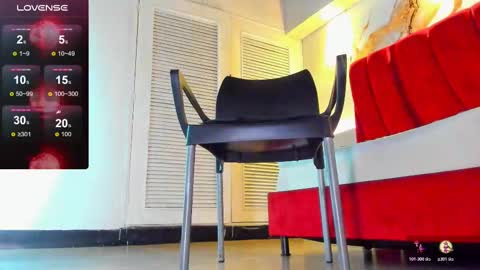 MAISE online show from October 2025 02:39:01 PM