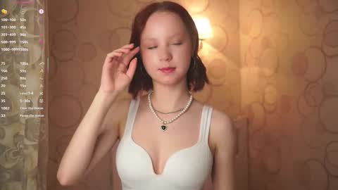 Maisie online show from November 2025 03:44:01 PM