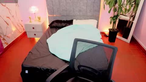 MAITE STONE1 online show from March 2026 03:22:02 AM