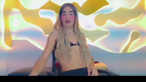 maitecandyxx online show from June 2026 04:25:01 AM