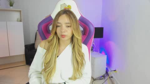 Majo online show from March 2025 08:10:02 PM