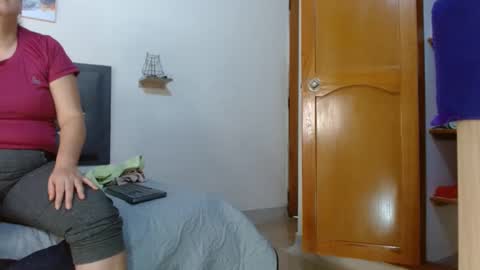 majo online show from December 2024 11:07:01 AM