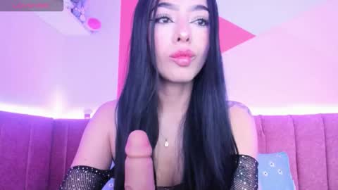 Majo Gomez online show from September 2025 10:20:01 AM