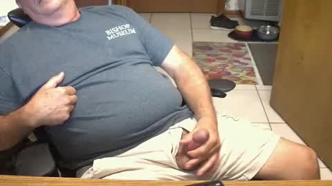 Snapshot of majormike34 chatting on May 2026 08:18:01 PM majormike34 online show from May 2026 08:18:01 PM