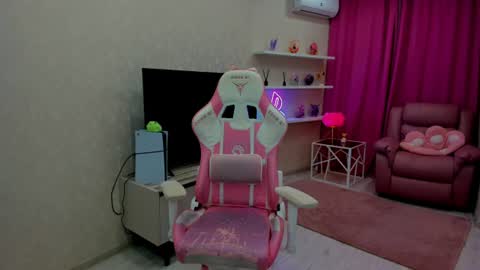 Chloe online show from July 2026 07:09:02 AM