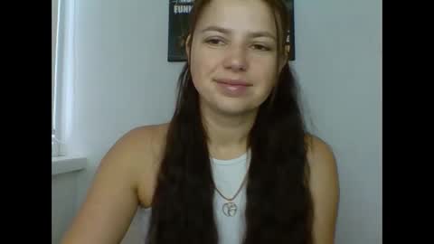 make_mesmile online show from October 2025 06:55:02 AM