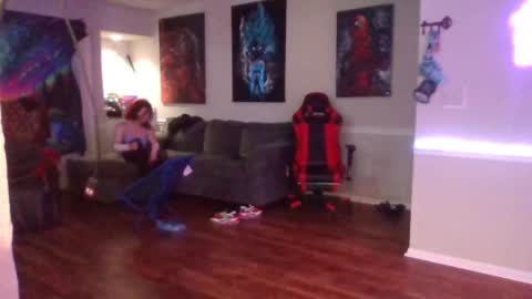 Snapshot of makeitrain904 chatting on February 2025 06:54:01 AM makeitrain904 online show from February 2025 06:54:01 AM