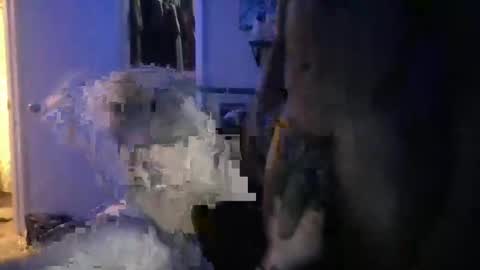 Snapshot of makeitrain904 chatting on February 2025 02:25:01 AM makeitrain904 online show from February 2025 02:25:01 AM