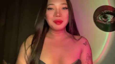 Snapshot of makemesquirt_xxx chatting on June 2026 01:14:01 AM KEANA online show from June 2026 01:14:01 AM