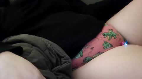 Snapshot of makemewatch chatting on February 2026 10:28:02 PM makemewatch online show from February 2026 10:28:02 PM