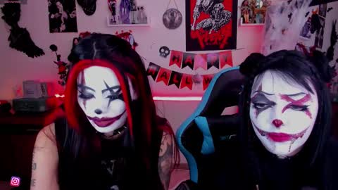 Snapshot of makii_33 chatting on October 2025 12:40:02 PM ... ... online show from October 2025 12:40:02 PM