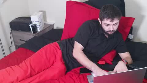 mako4eva online show from December 2025 05:07:02 PM