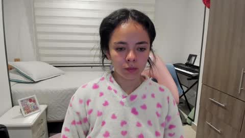 Snapshot of mal_norma chatting on April 2026 11:57:01 PM Mal Norma online show from April 2026 11:57:01 PM