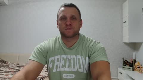 Snapshot of malchyshka chatting on December 2024 03:25:02 PM malchyshka online show from December 2024 03:25:02 PM