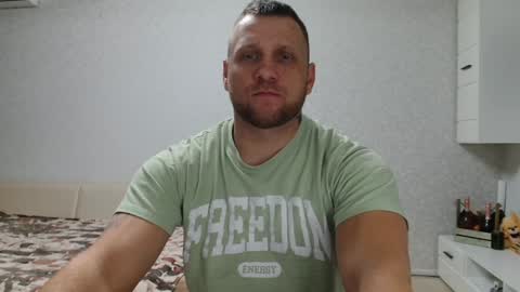 Snapshot of malchyshka chatting on December 2024 05:47:02 PM malchyshka online show from December 2024 05:47:02 PM