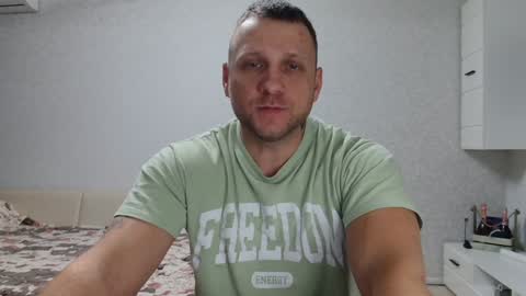 Snapshot of malchyshka chatting on December 2024 11:22:02 AM malchyshka online show from December 2024 11:22:02 AM