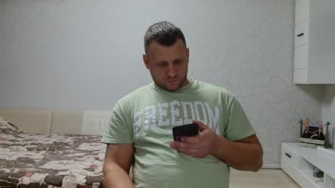 Snapshot of malchyshka chatting on December 2024 08:23:02 AM malchyshka online show from December 2024 08:23:02 AM